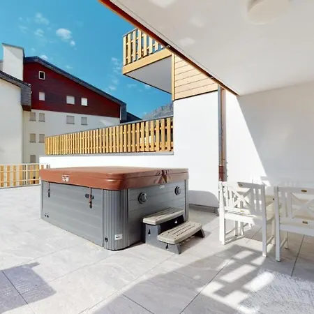 Apartment Spacieux - 2 A Coucher Incl Jacuzzi Prive *