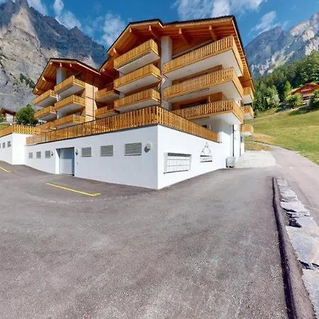 Spacieux - 2 à Coucher Incl Jacuzzi Privé Appartement