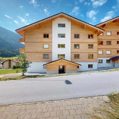 Spacieux - 2 à Coucher Incl Jacuzzi Privé Appartement