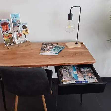 Spacieux - 2 A Coucher Incl Jacuzzi Prive Lejlighed