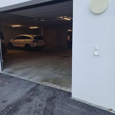 Lejlighed Spacieux - 2 A Coucher Incl Jacuzzi Prive