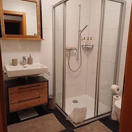 Spacieux - 2 A Coucher Incl Jacuzzi Prive Lejlighed Leukerbad