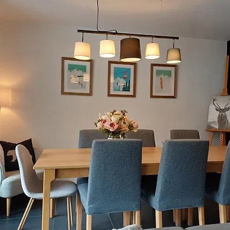 Appartement Spacieux - 2 à Coucher Incl Jacuzzi Privé