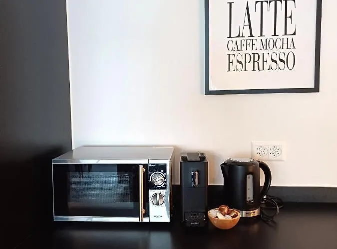 Spacieux - 2 A Coucher Incl Jacuzzi Prive شقة *