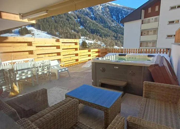 Spacieux - 2 A Coucher Incl Jacuzzi Prive شقة لوكباد