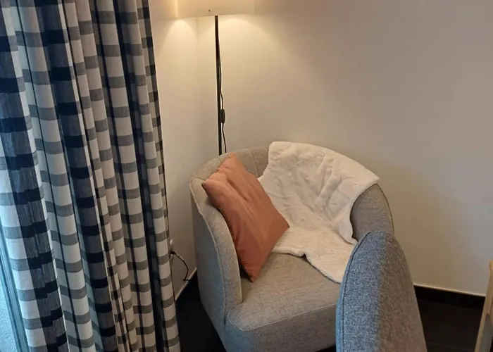 Spacieux - 2 A Coucher Incl Jacuzzi Prive Apartament *