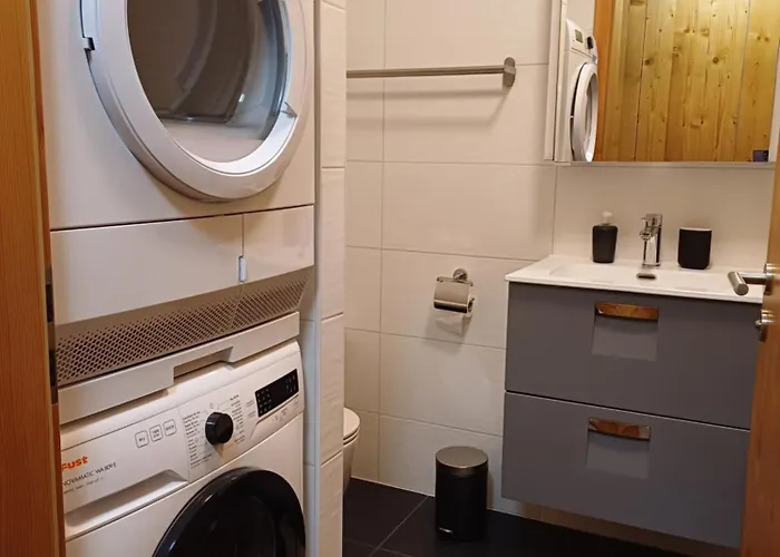 Spacieux - 2 A Coucher Incl Jacuzzi Prive Apartament