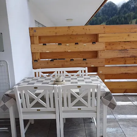 Appartement Spacieux - 2 A Coucher Incl Jacuzzi Prive